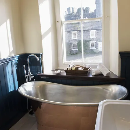 The Priory فندق مبيت وإفطار