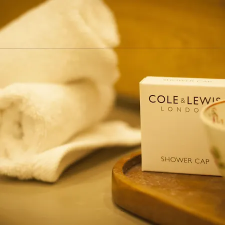 The Priory 3* ميدلهام