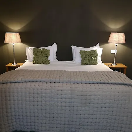 فندق مبيت وإفطار The Priory 3*