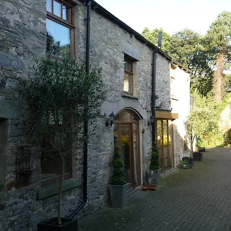 فندق مبيت وإفطار The Priory ميدلهام