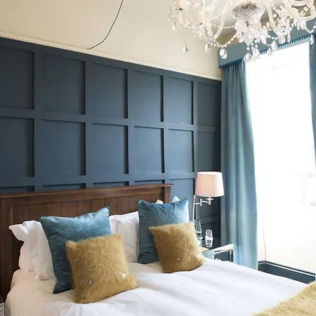 The Priory فندق مبيت وإفطار