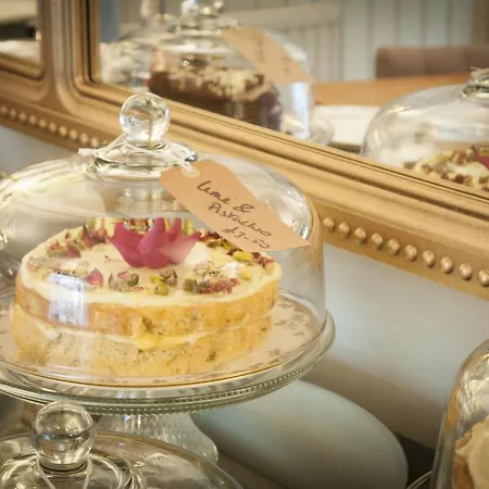 The Priory Nocleg ze śniadaniem 3*