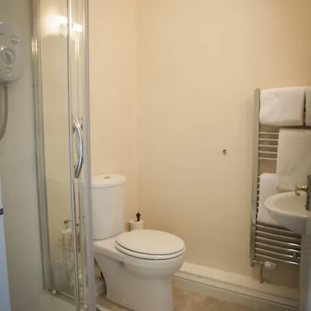 The Priory 住宿加早餐酒店 3*