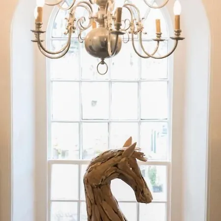 The Priory 3* 米德尔赫姆