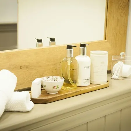 The Priory 住宿加早餐酒店 米德尔赫姆