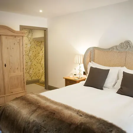 Nocleg ze śniadaniem The Priory 3*