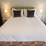 B&B The Priory 미들햄